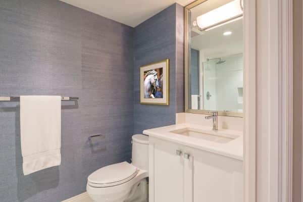 Optimizing Space in Small Bathroom Remodels